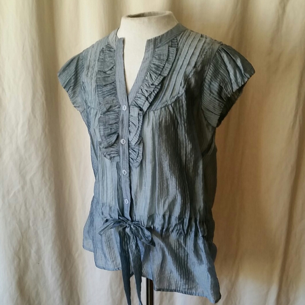 Twentyone S slate blue button cap sleeve blouse